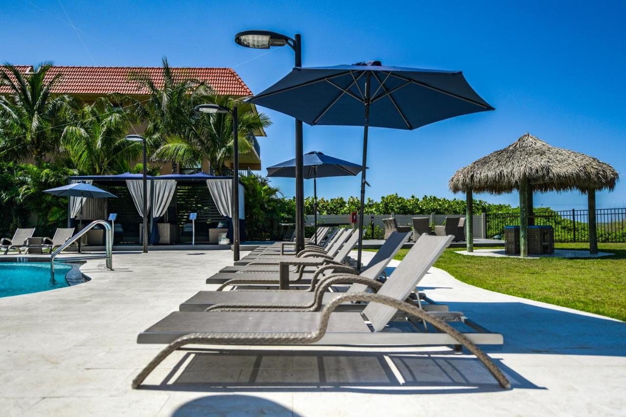 Anna Maria Beach Resort ホームズビーチ エクステリア 写真
