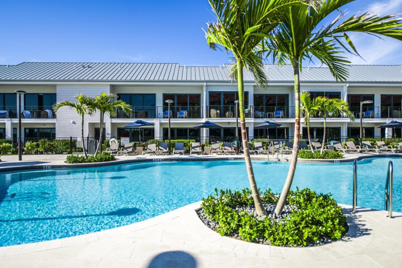 Anna Maria Beach Resort ホームズビーチ エクステリア 写真