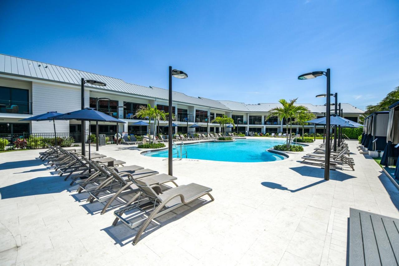 Anna Maria Beach Resort ホームズビーチ エクステリア 写真